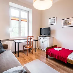 https://apartamenty-lea-wawelofts.krakowhotelspoland.com